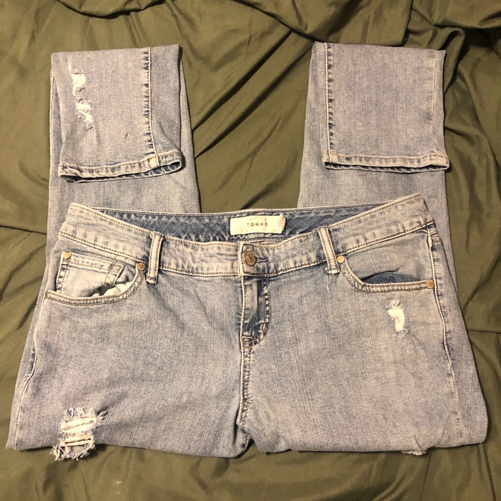 TORRID DISTRESSED EVERYDAY JEAN